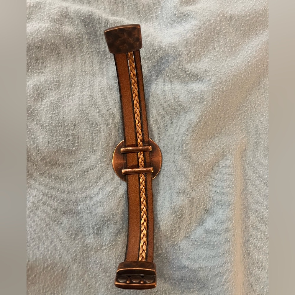 Brown Leather Bracelet with Spiral Design in copper - Picture 2 of 4